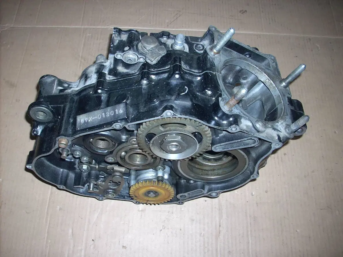 Ricambi Usati Originali Yamaha TT 600 (10)