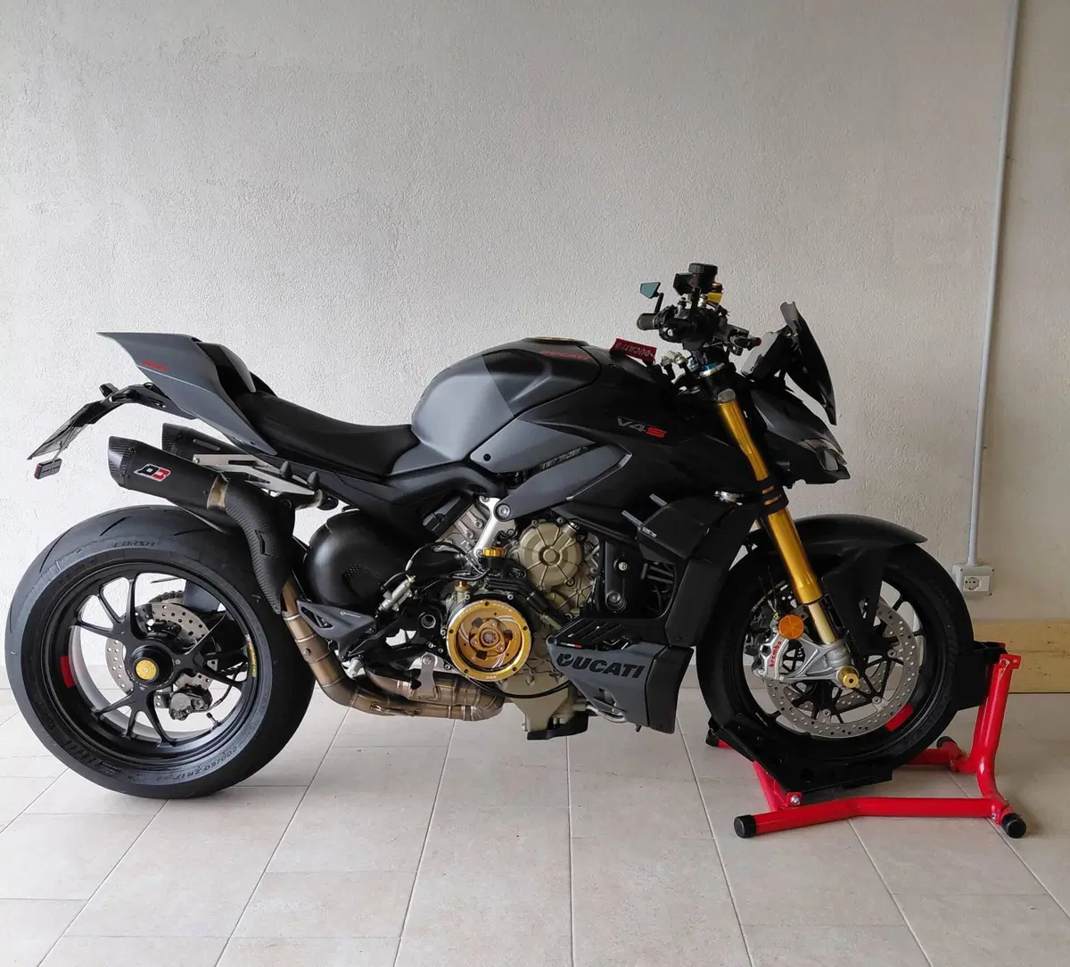 Ducati Streetfighter V4 S (2023 - 24)