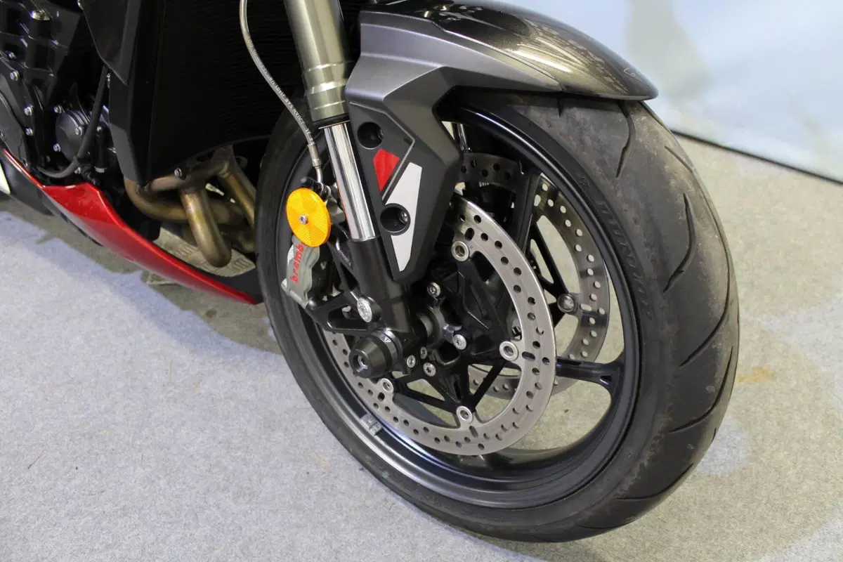 Triumph Street Triple 765 RS (2023 - 26) (7)
