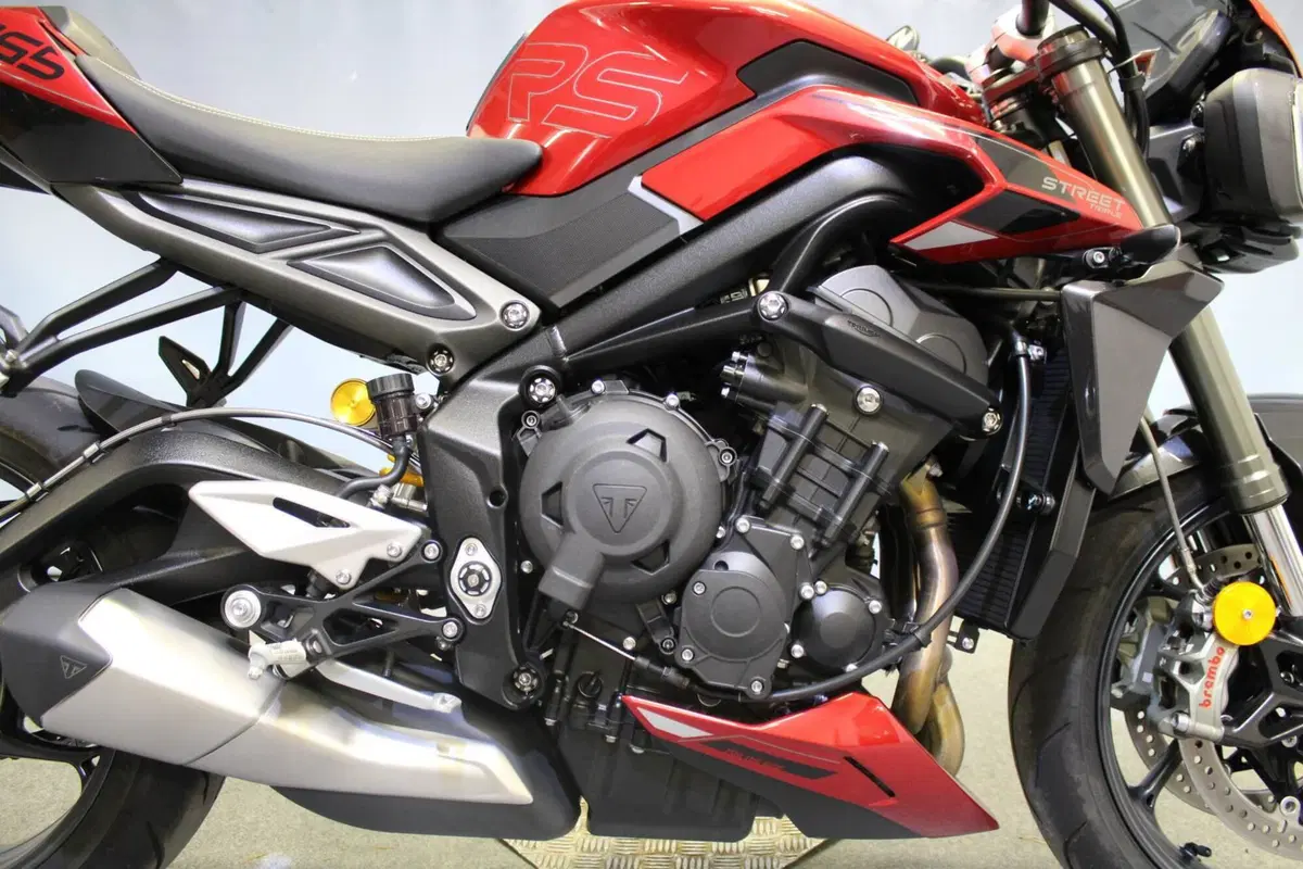 Triumph Street Triple 765 RS (2023 - 26) (9)