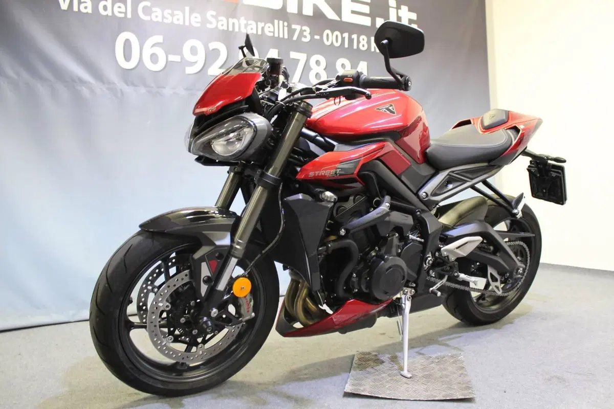 Triumph Street Triple 765 RS (2023 - 26) (12)