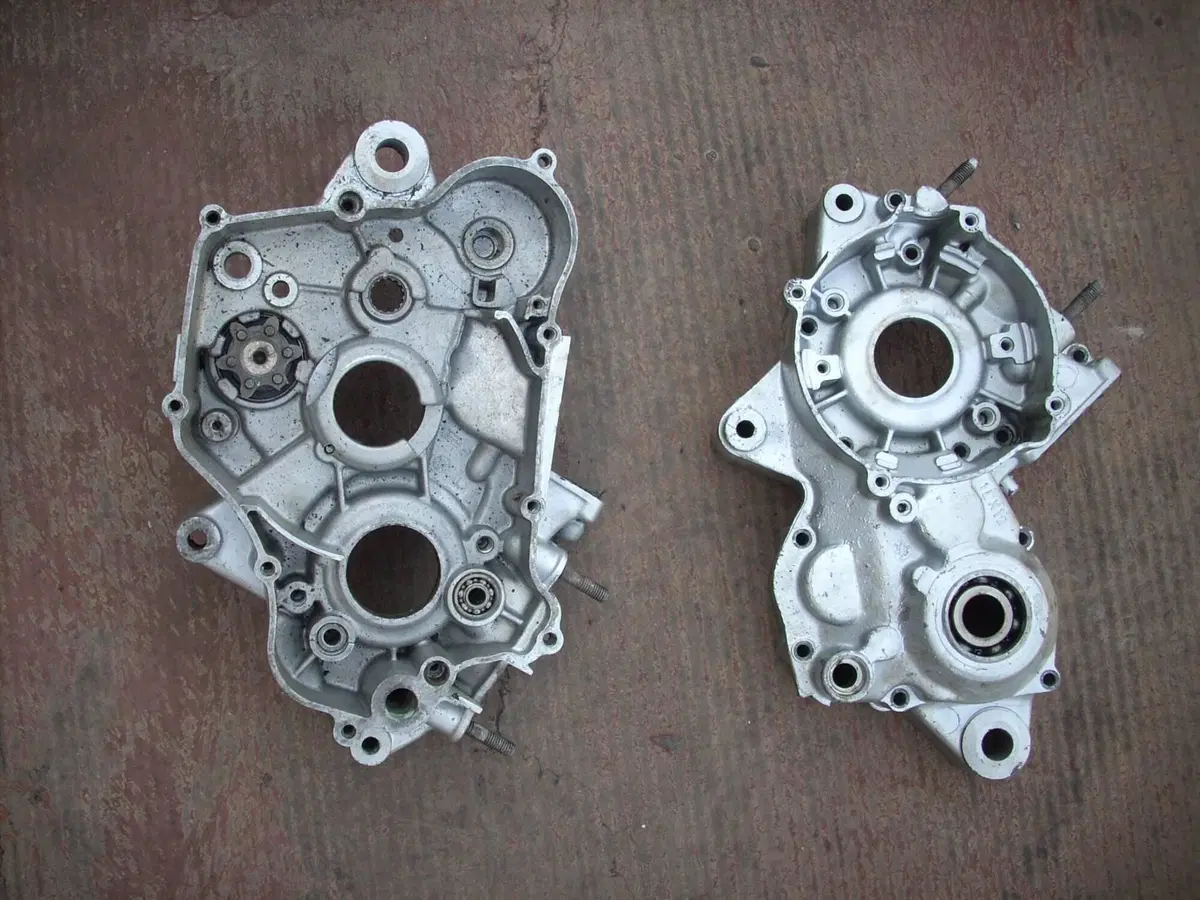 Ricambi Usati Originali Yamaha YZ 125 2T (2001 e S (11)