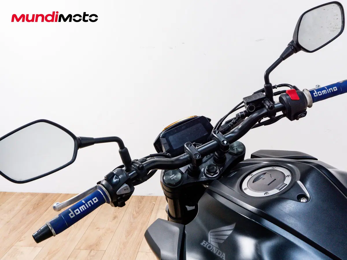 Honda CB 125 R (2024 - 26) (11)