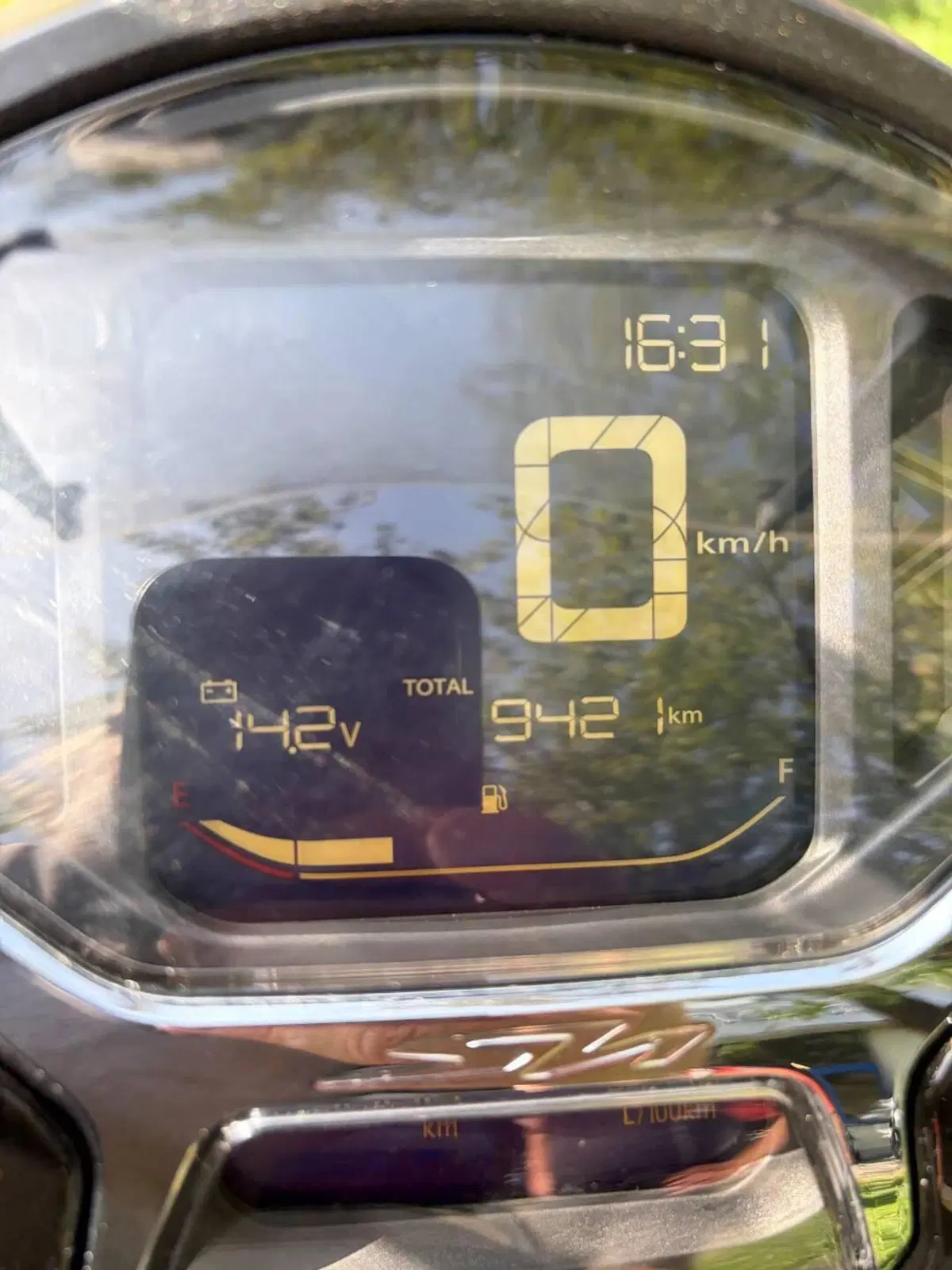 Honda SH 150i Sport (2024 - 25) (6)