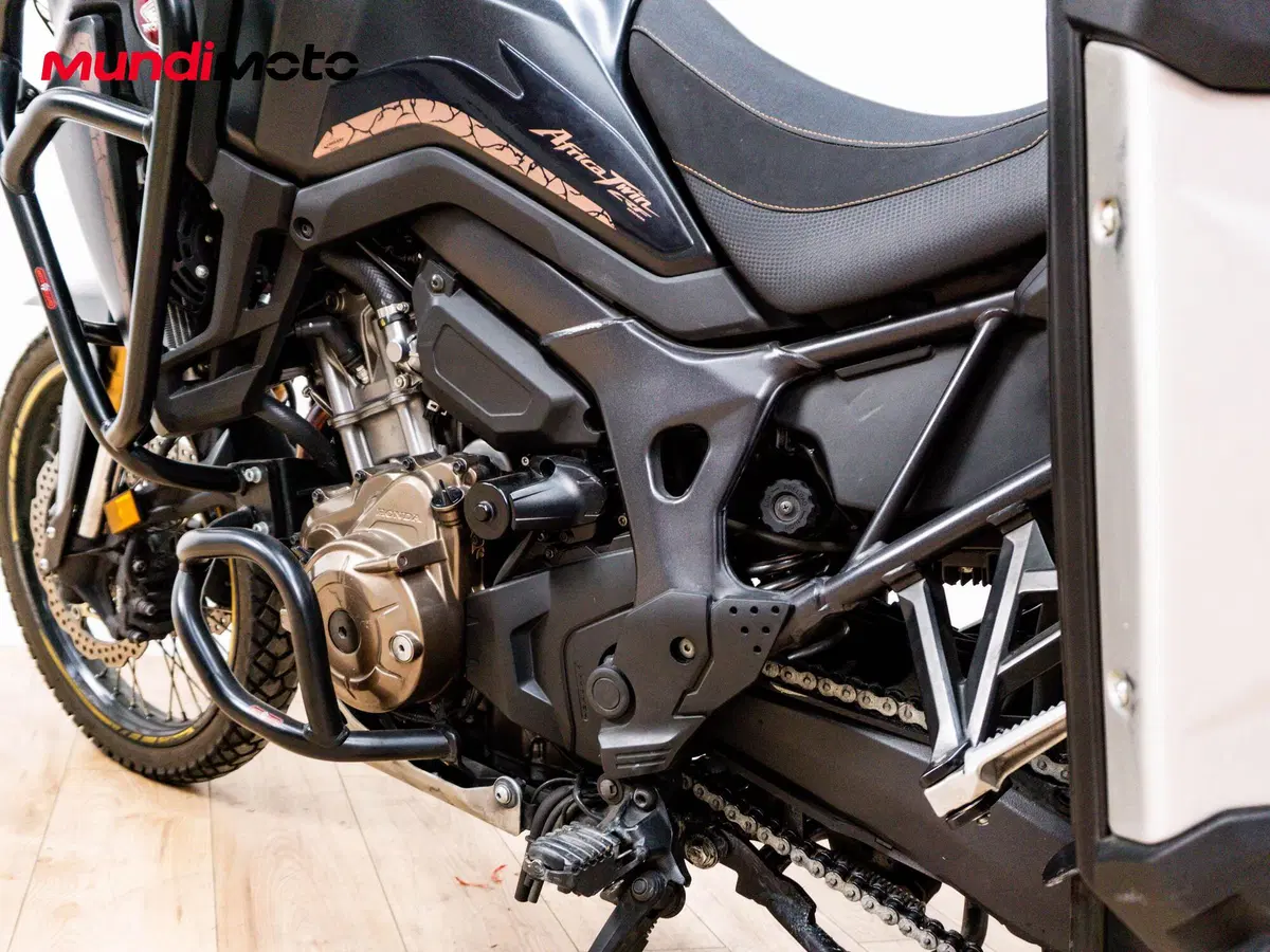 Honda Africa Twin CRF 1000L DCT (2018 - 19) (10)