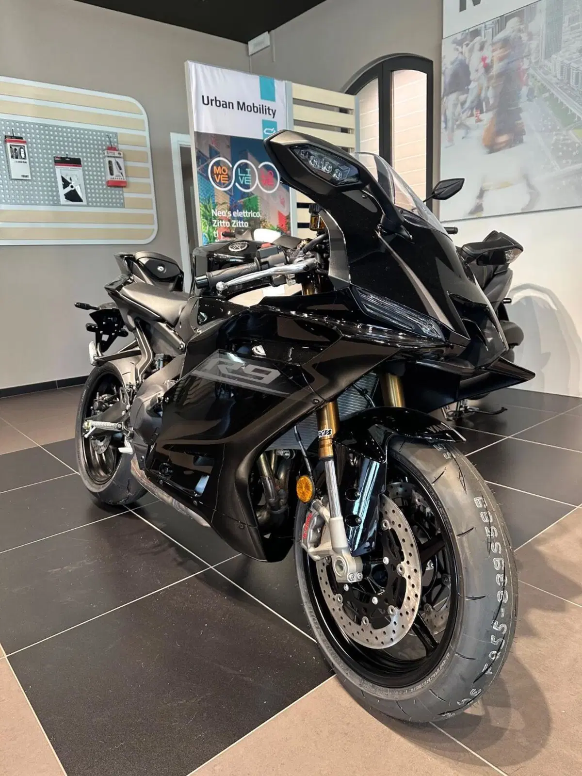 Yamaha YZF R9 (2025 - 26)