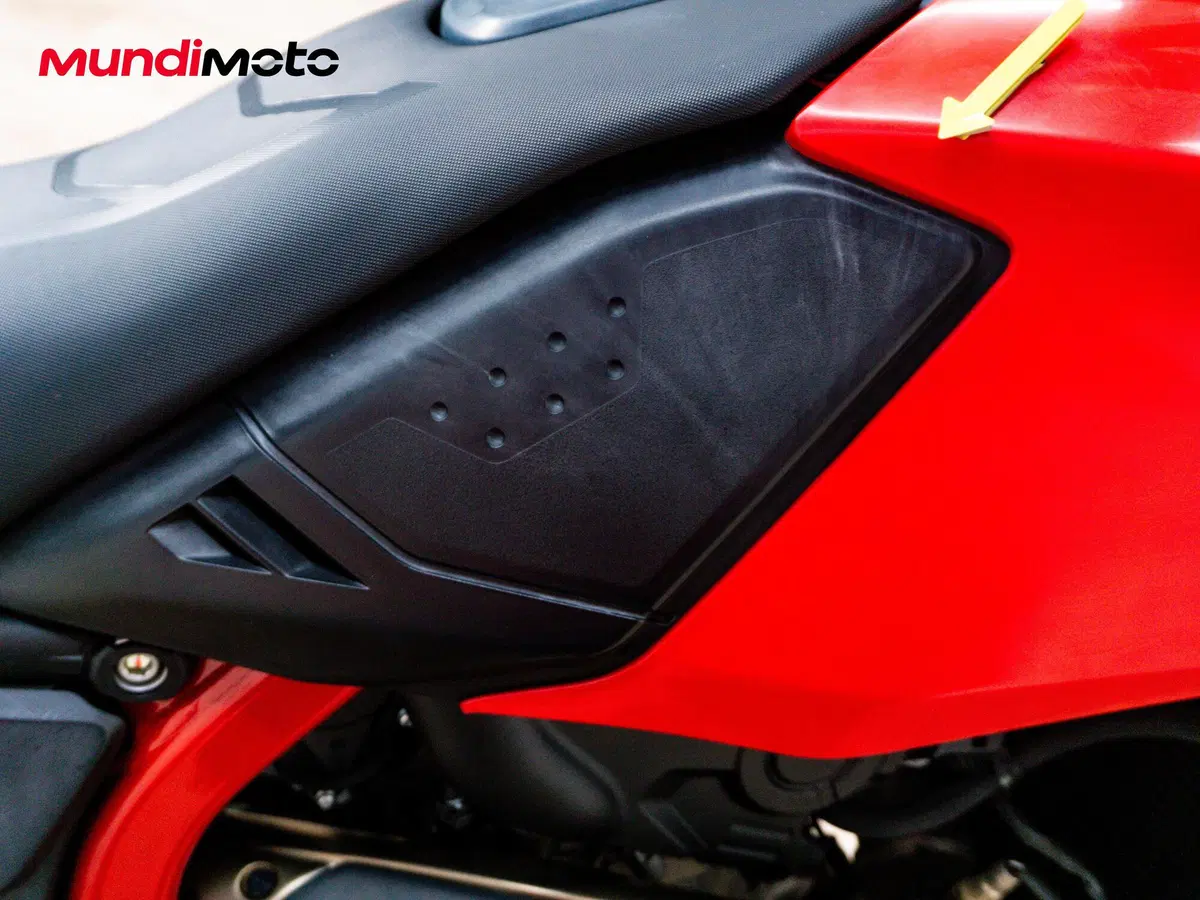 Ducati Hypermotard 698 Mono (2024 - 26) (15)