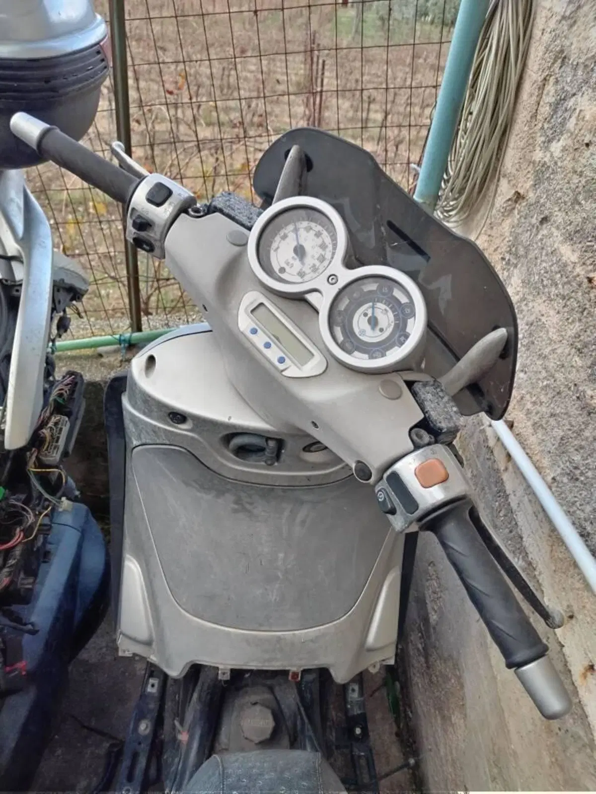 Ricambi Usati Originali Piaggio Beverly 200 (2002 (14)
