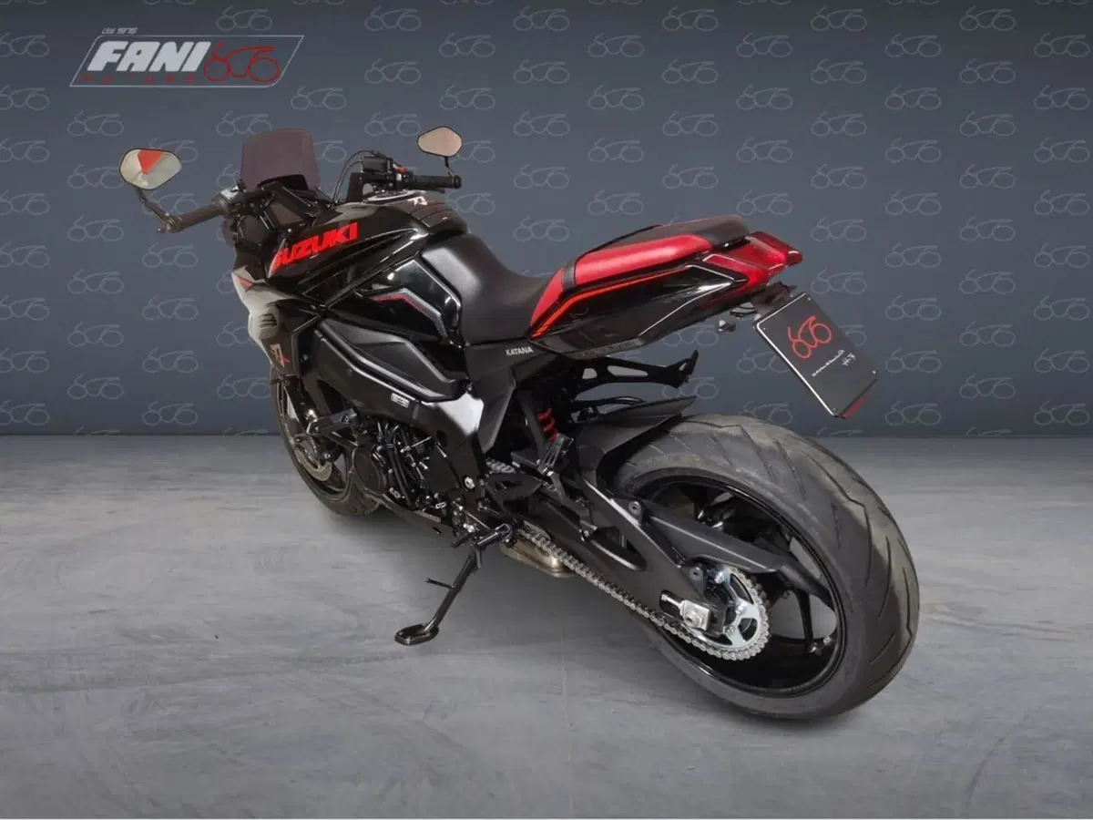 Suzuki Katana 1000 Jindachi (2019 - 20) (4)