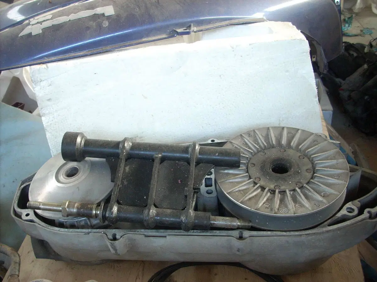 Ricambi Usati Originali Piaggio Beverly 500 (2003 (17)