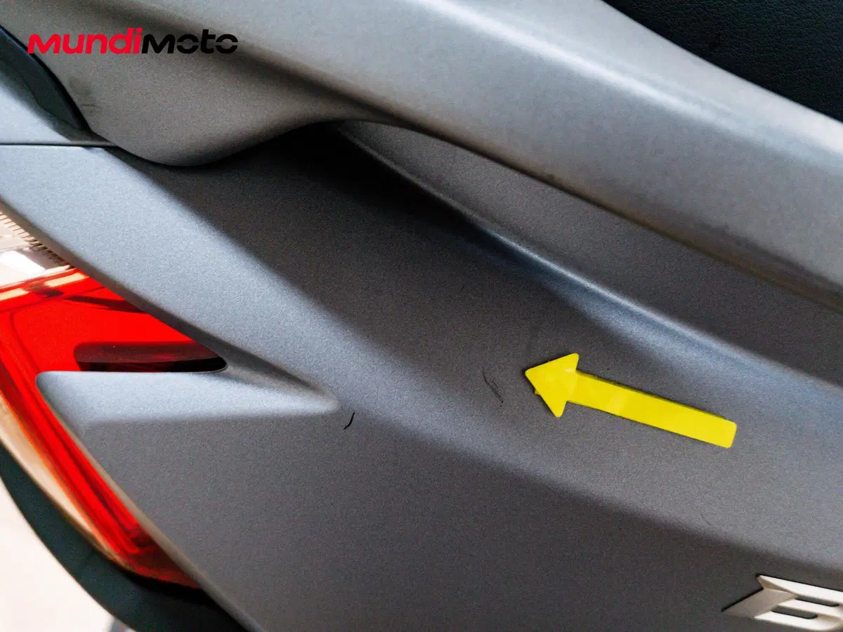 Suzuki Burgman AN 650 (2013 - 15) (19)