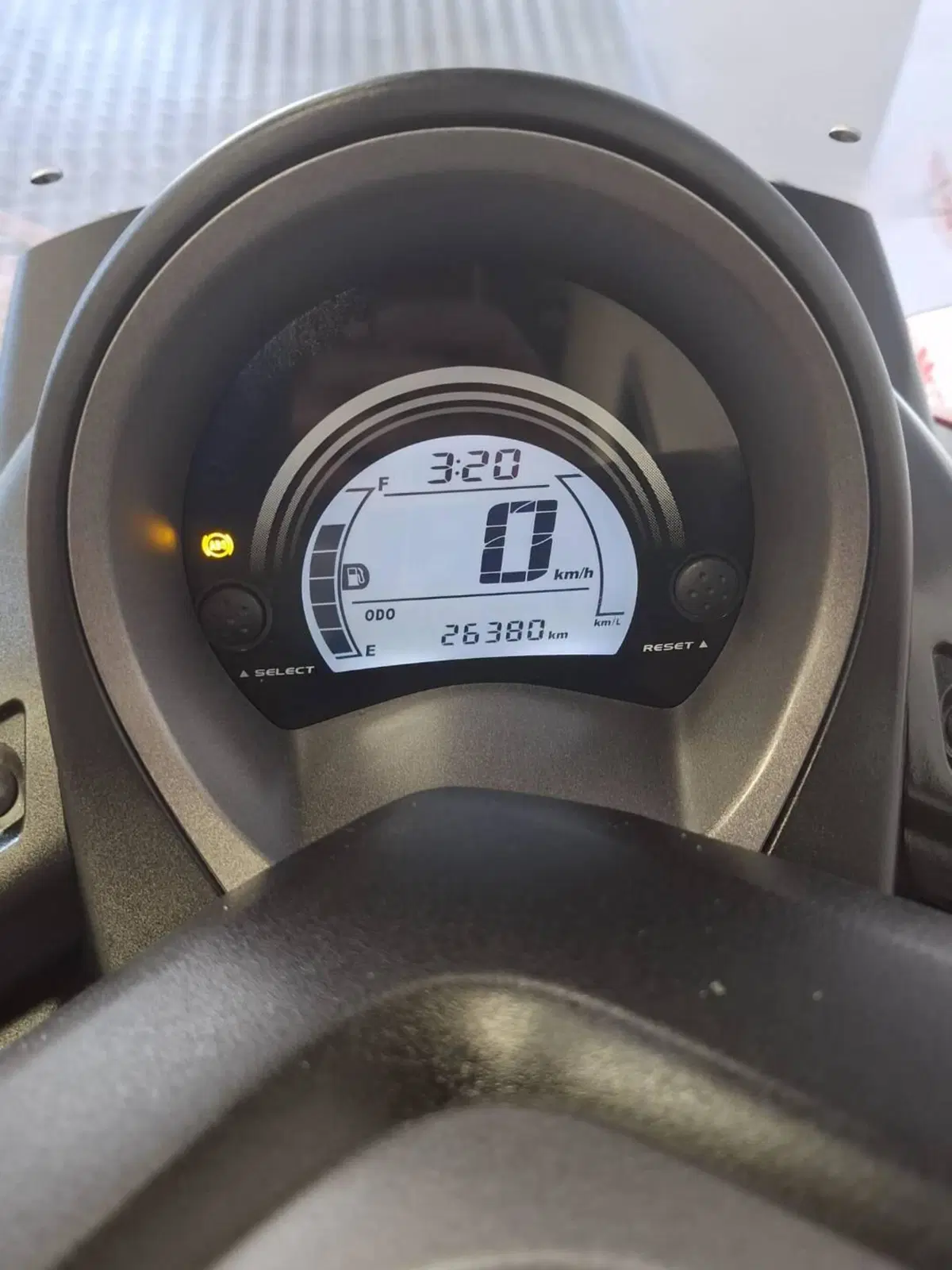 Yamaha N-Max 155 (2017 - 20) (3)