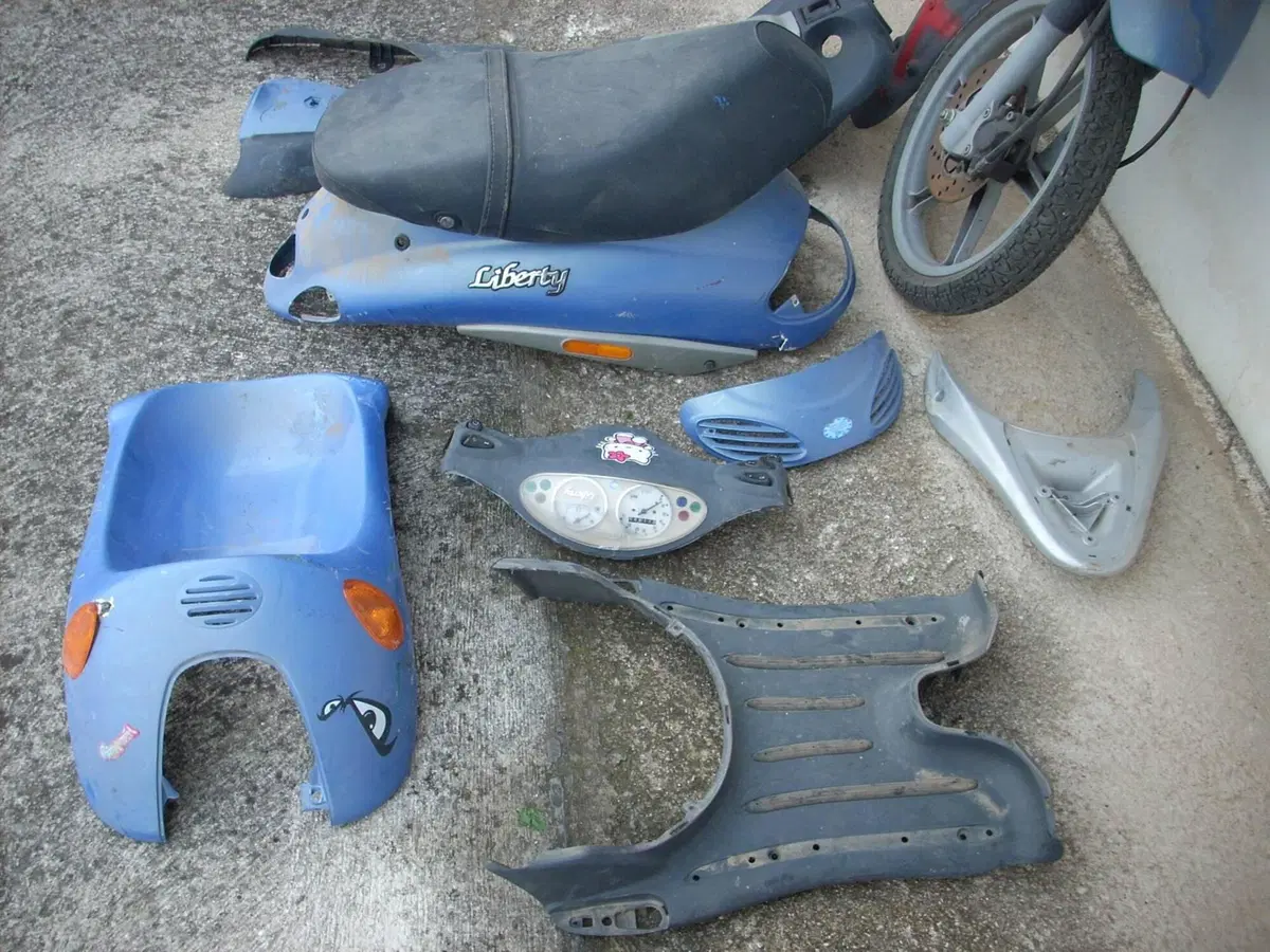 Ricambi Usati Originali Piaggio Liberty 50 4T (Tut (2)