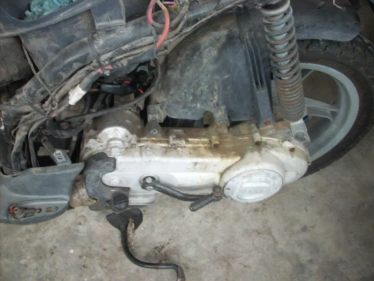 Ricambi Usati Originali Piaggio Liberty 50 4T (Tut (14)
