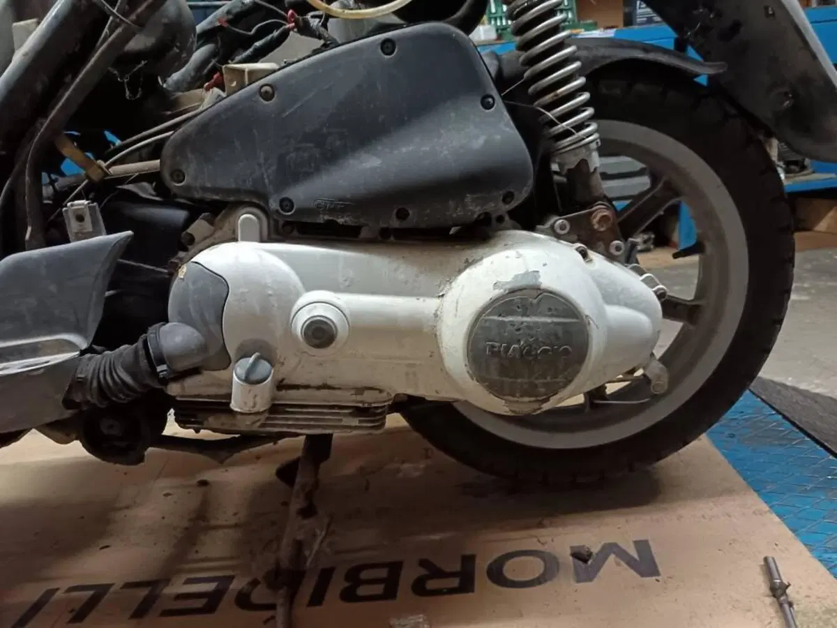 Ricambi Usati Originali Piaggio Liberty 125 / 150 (2)