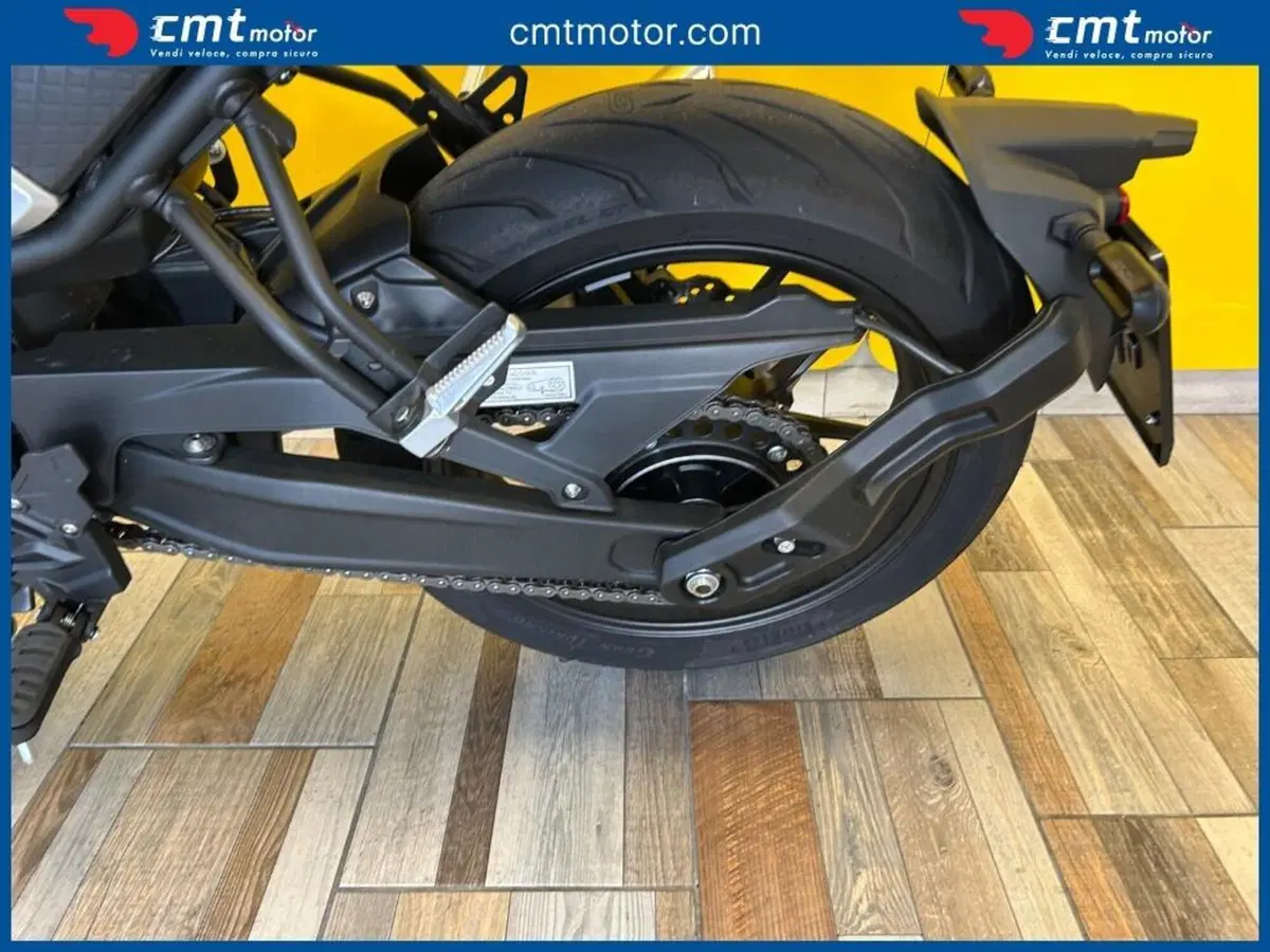 Voge Trofeo 500AC (2022 - 26) (8)