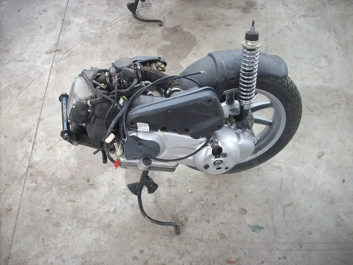 Ricambi Usati Originali Piaggio Liberty 150 MOC (T (8)