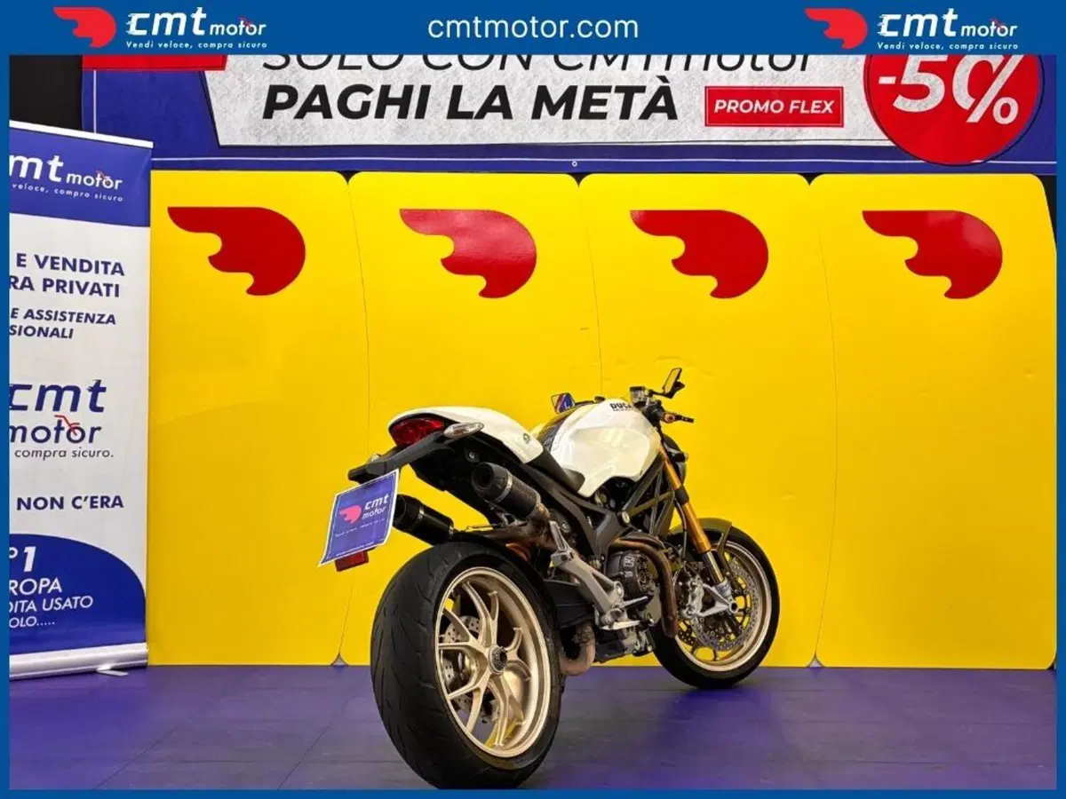 Ducati Monster 1100 S (2009-10) (7)
