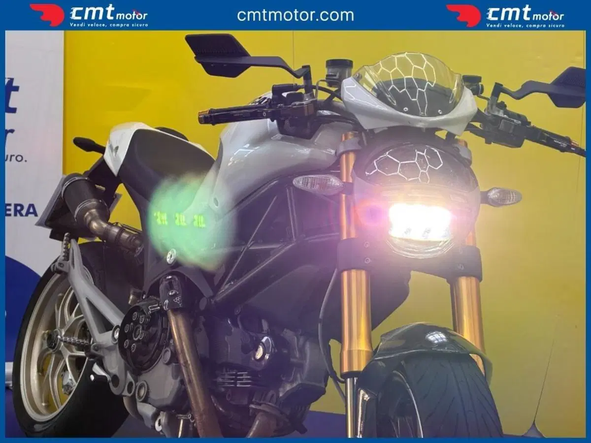 Ducati Monster 1100 S (2009-10) (13)