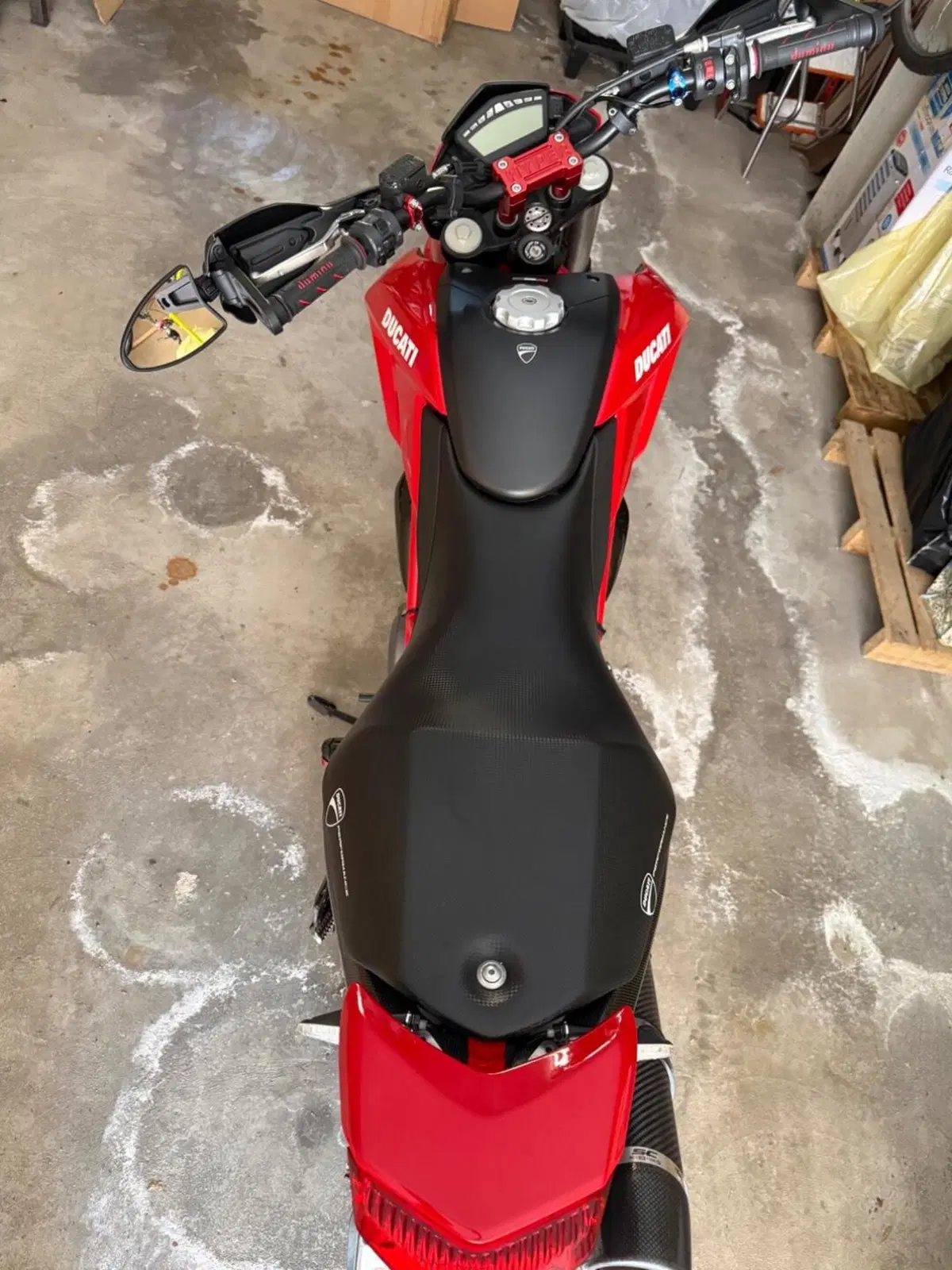 Ducati Hypermotard 796 (2012) (4)