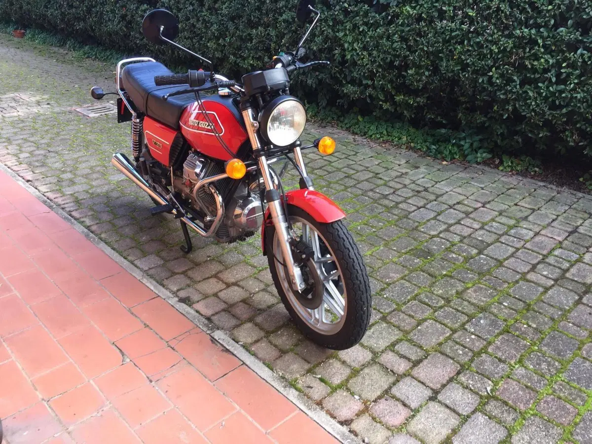 Moto Guzzi V35 Prima serie (5)