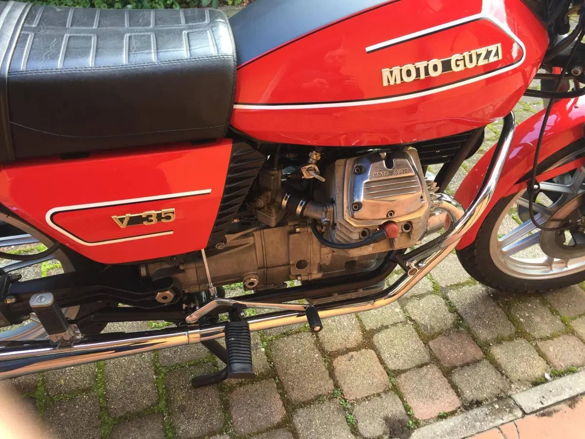 Moto Guzzi V35 Prima serie (6)
