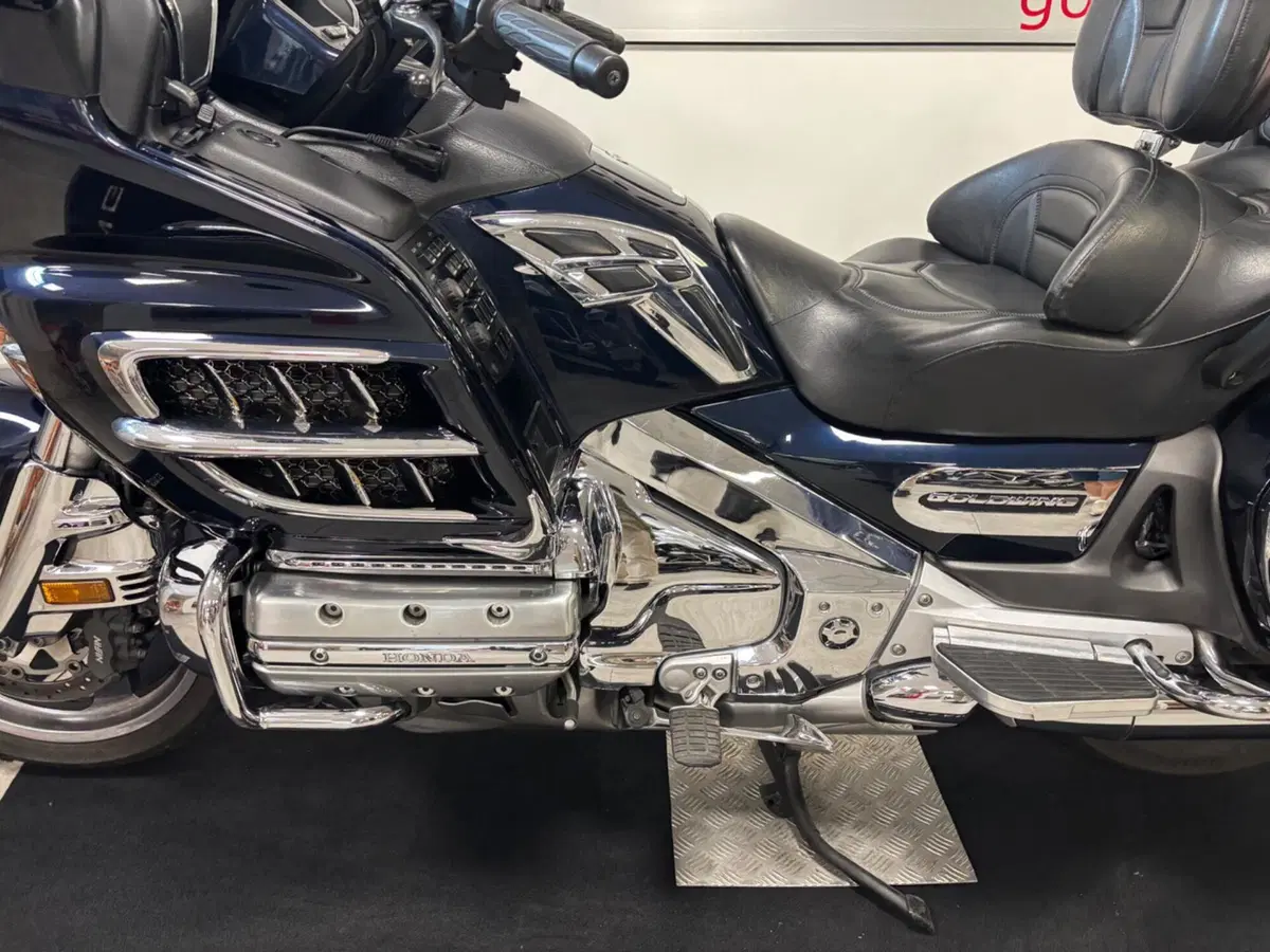 Honda GL 1800 Gold Wing (2007 - 11) (10)