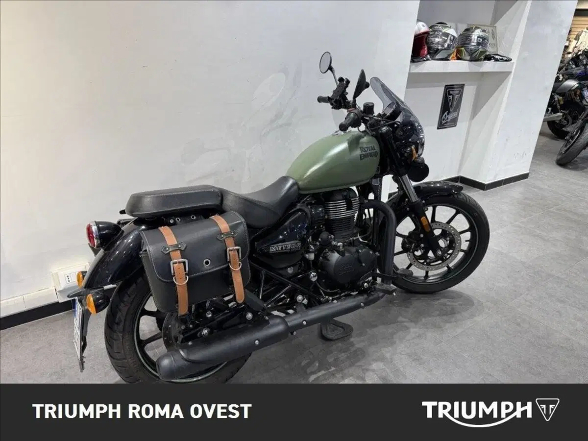 Royal Enfield Meteor 350 Aurora (2024 - 26) (10)