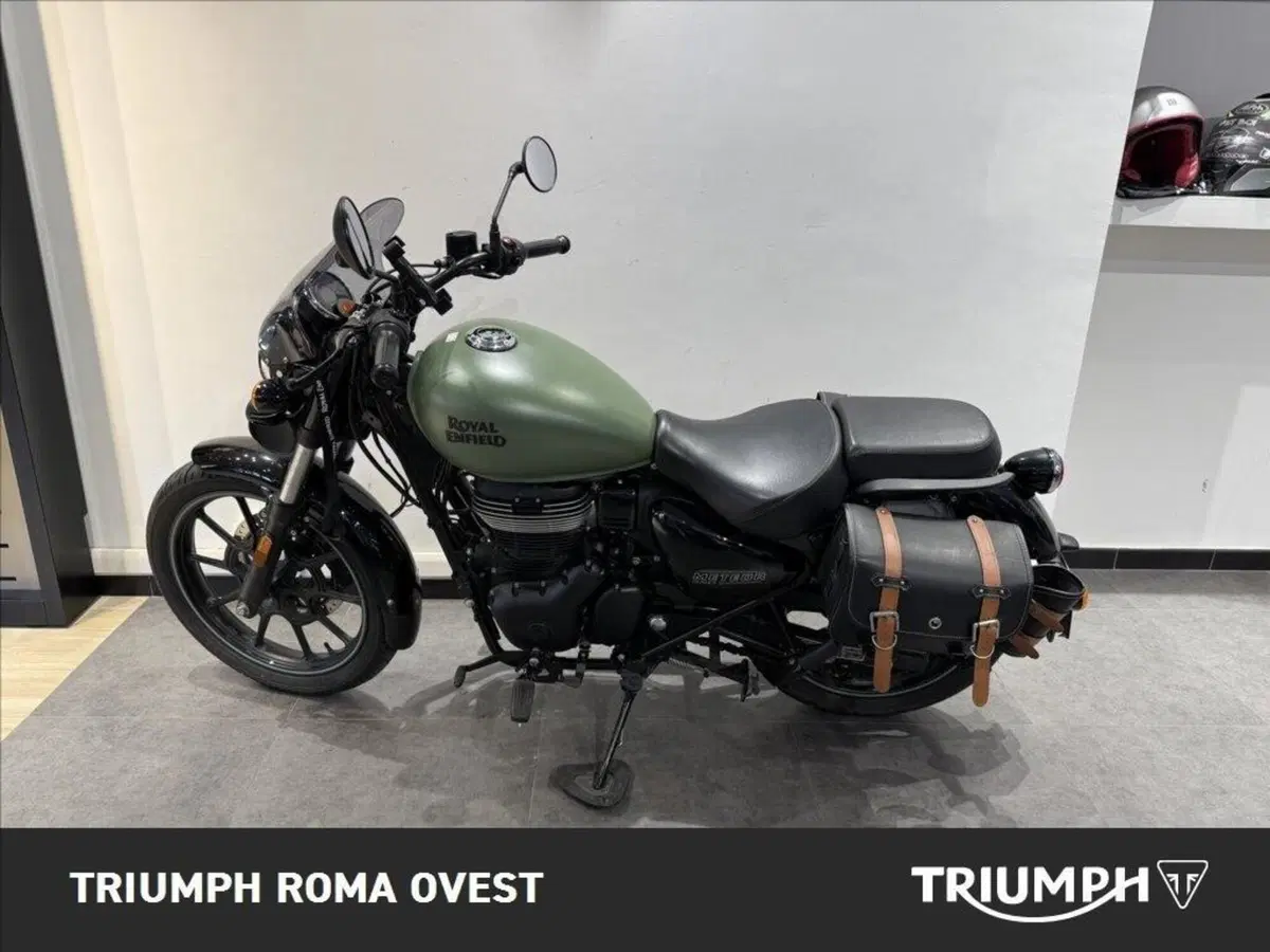 Royal Enfield Meteor 350 Aurora (2024 - 26) (2)