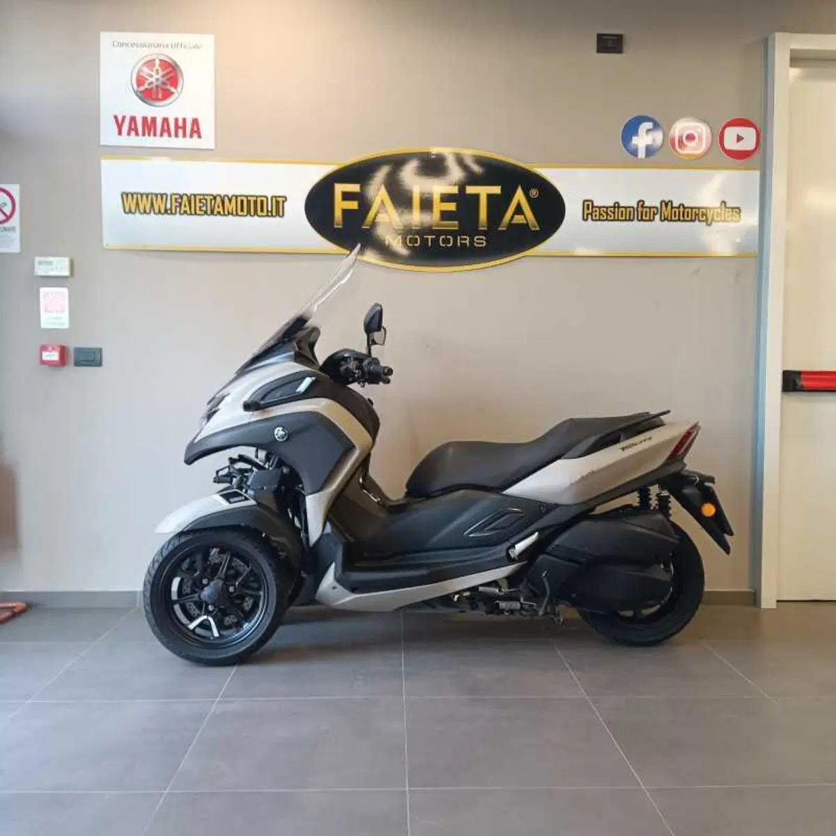 Yamaha Tricity 300 (2021 - 24)