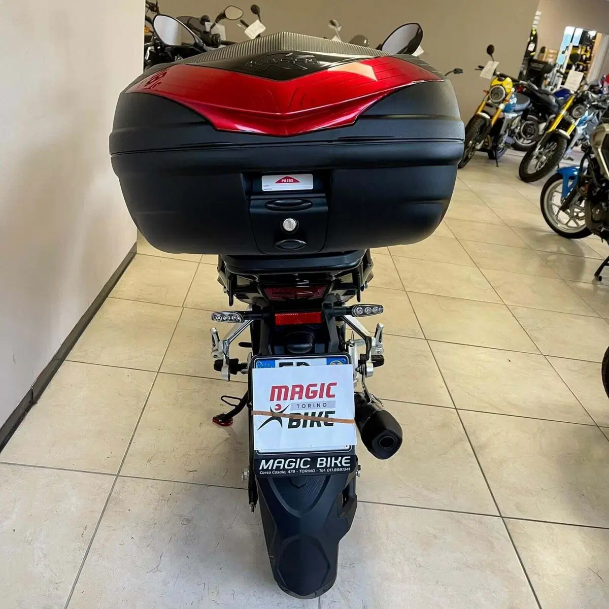 Benelli TRK 251 (2022 - 25) (6)
