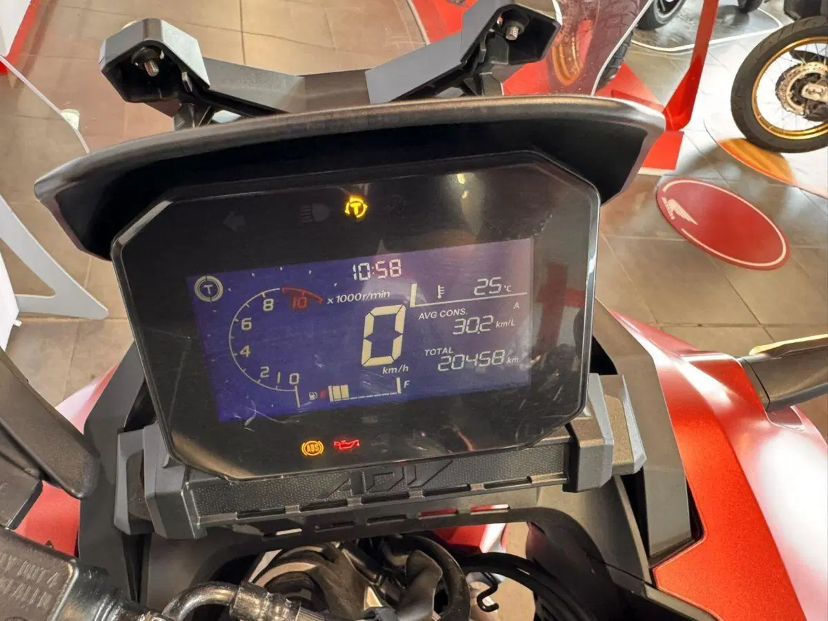 Honda ADV 350 (2022 - 24) (5)