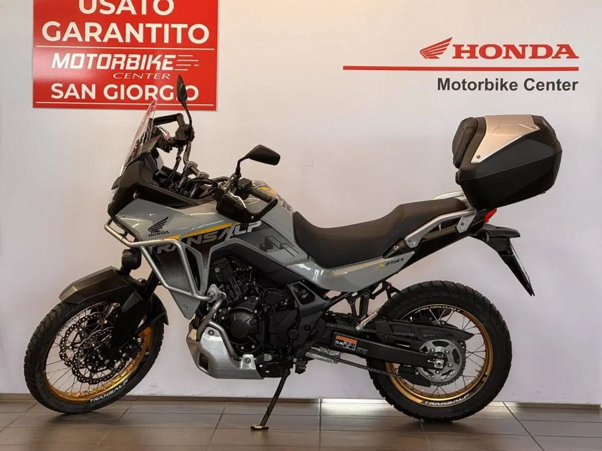 Honda Transalp XL750 (2025) (3)