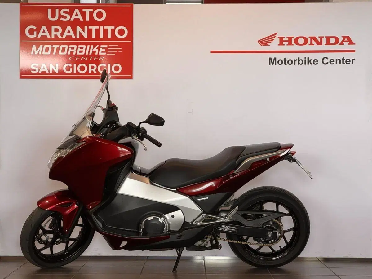Honda Integra 700 (2011 - 13) (3)