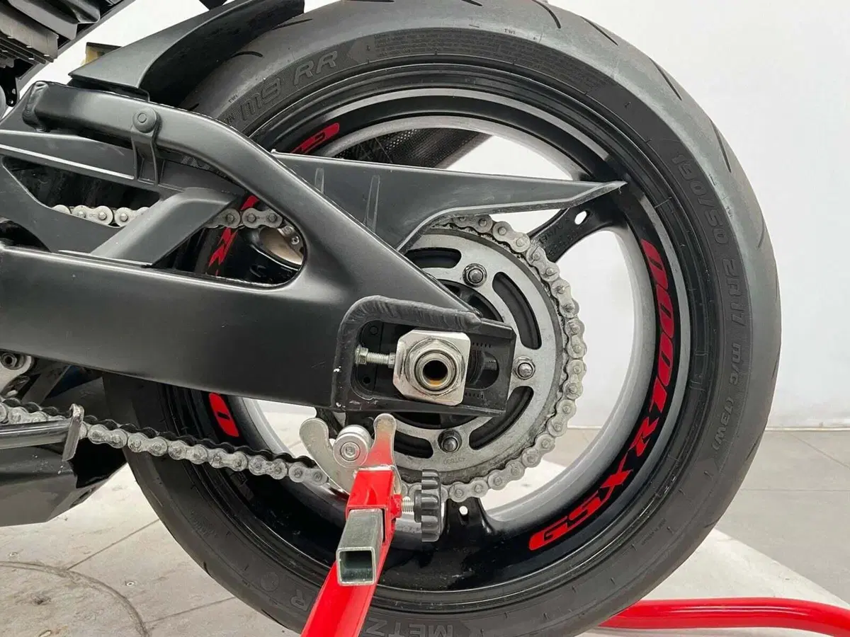 Suzuki GSX-R1000 (2005 - 06) (17)