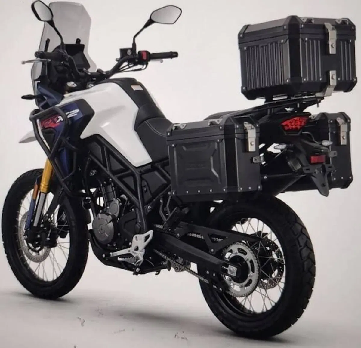 Cyclone RX2 (2026) (8)