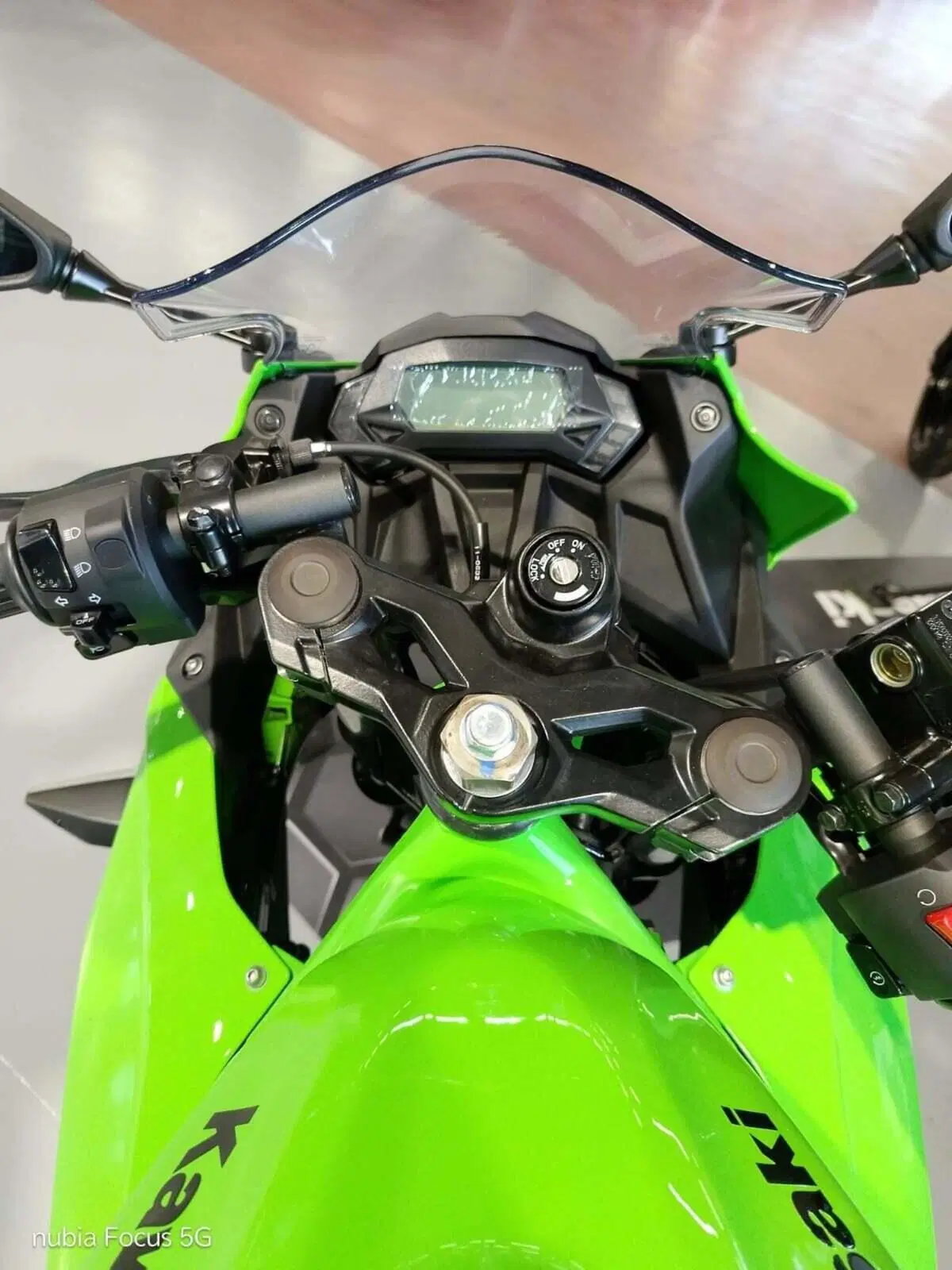 Kawasaki Ninja 125 (2025 - 26) (3)