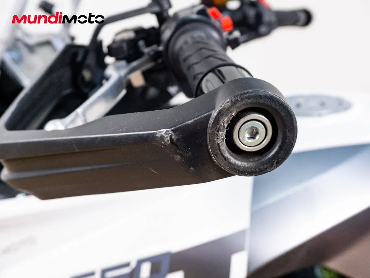 CFMOTO 650MT (2019 - 20) (13)