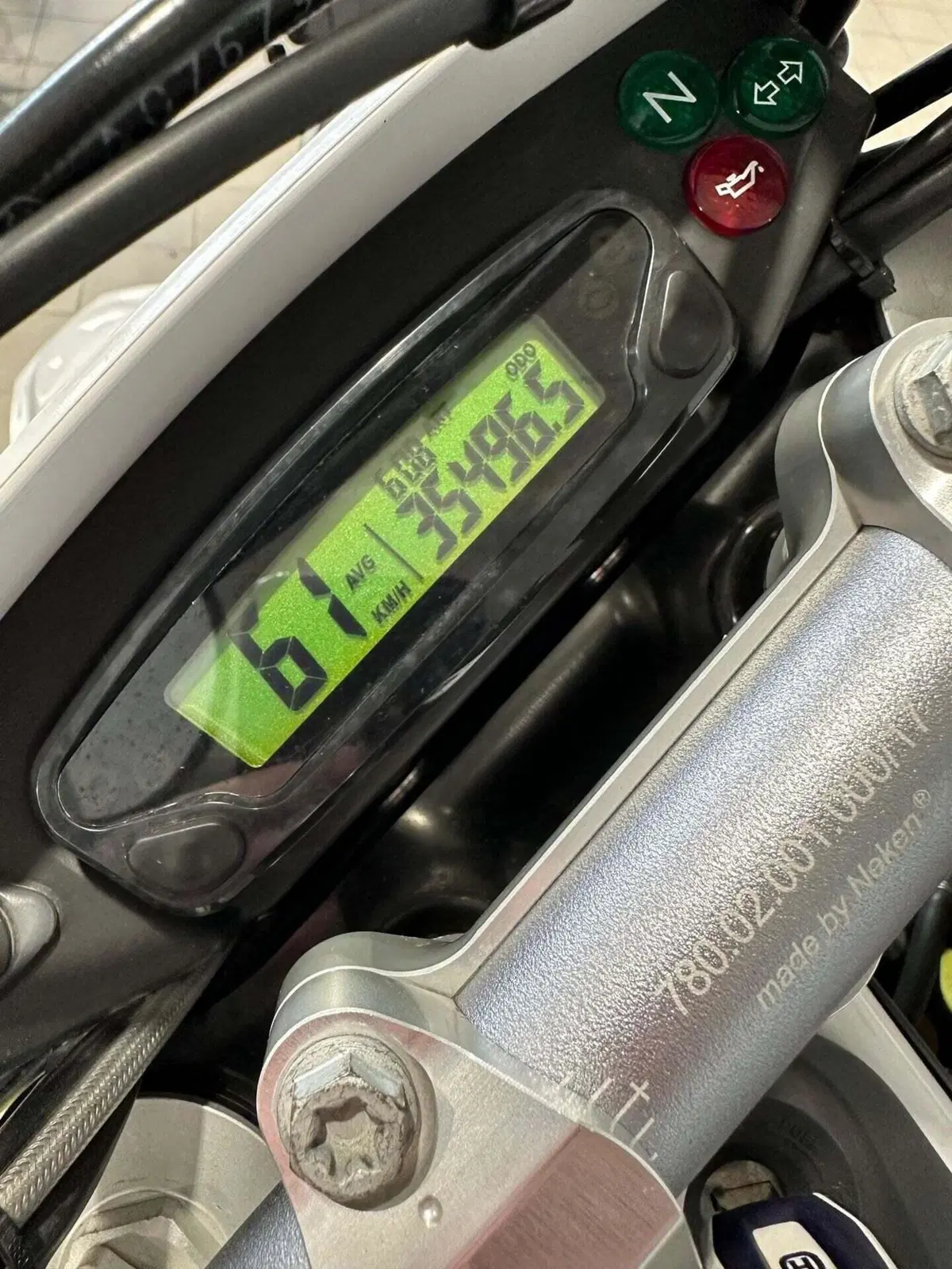 Husqvarna 701 Supermoto (2017 - 19) (7)