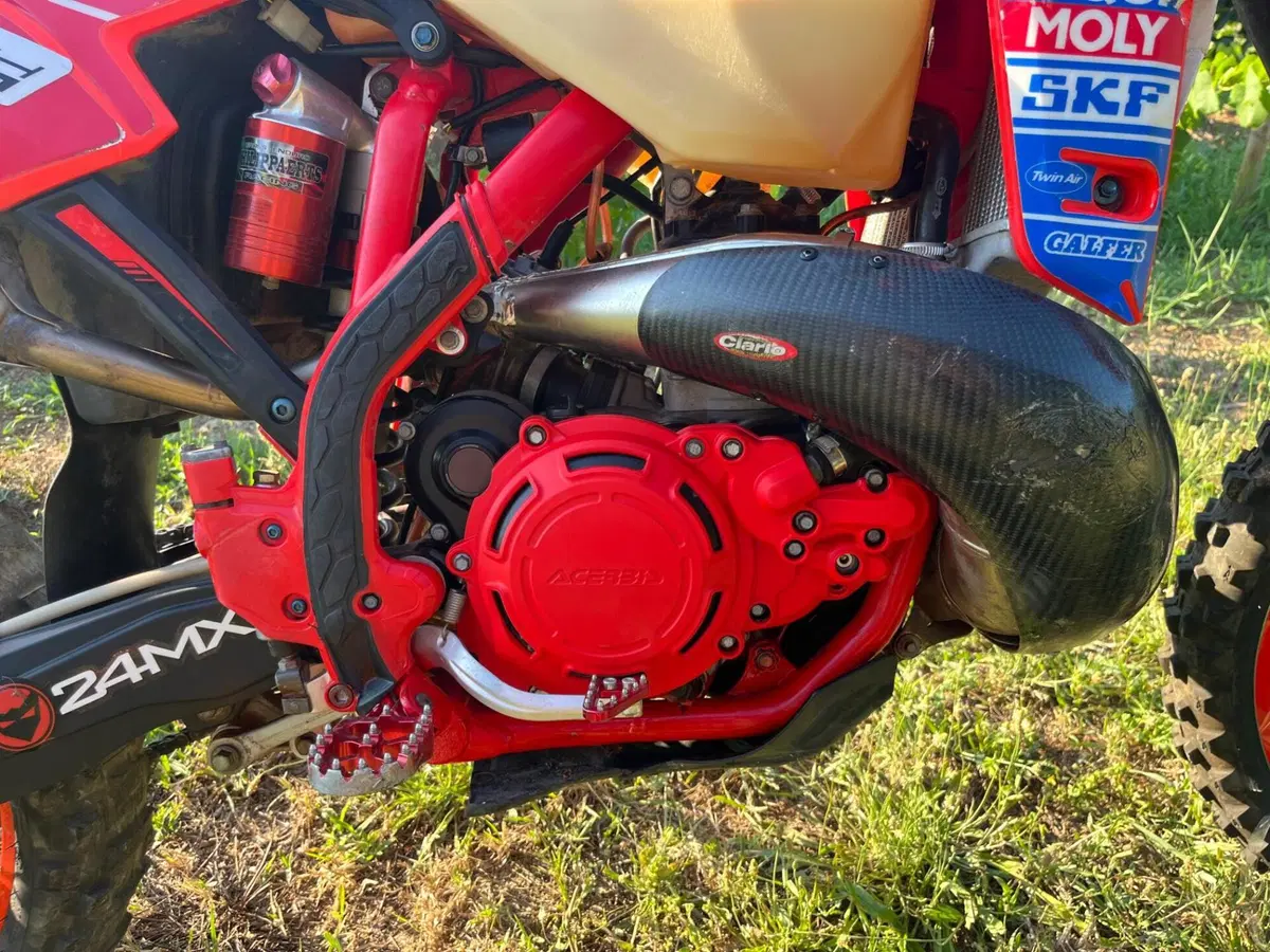 Betamotor RR 300 2T Enduro Racing (2020) (4)