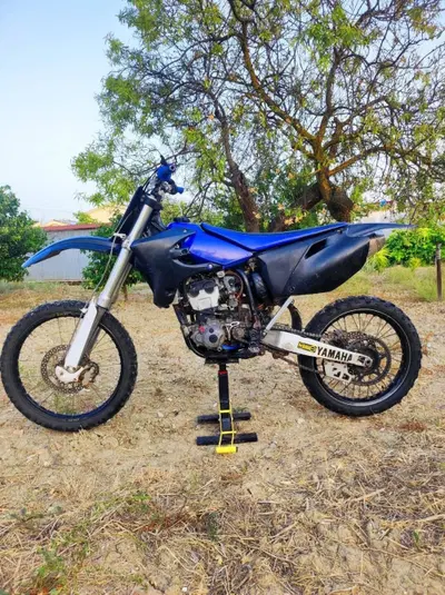 Yamaha YZ 250 F (2005) usata