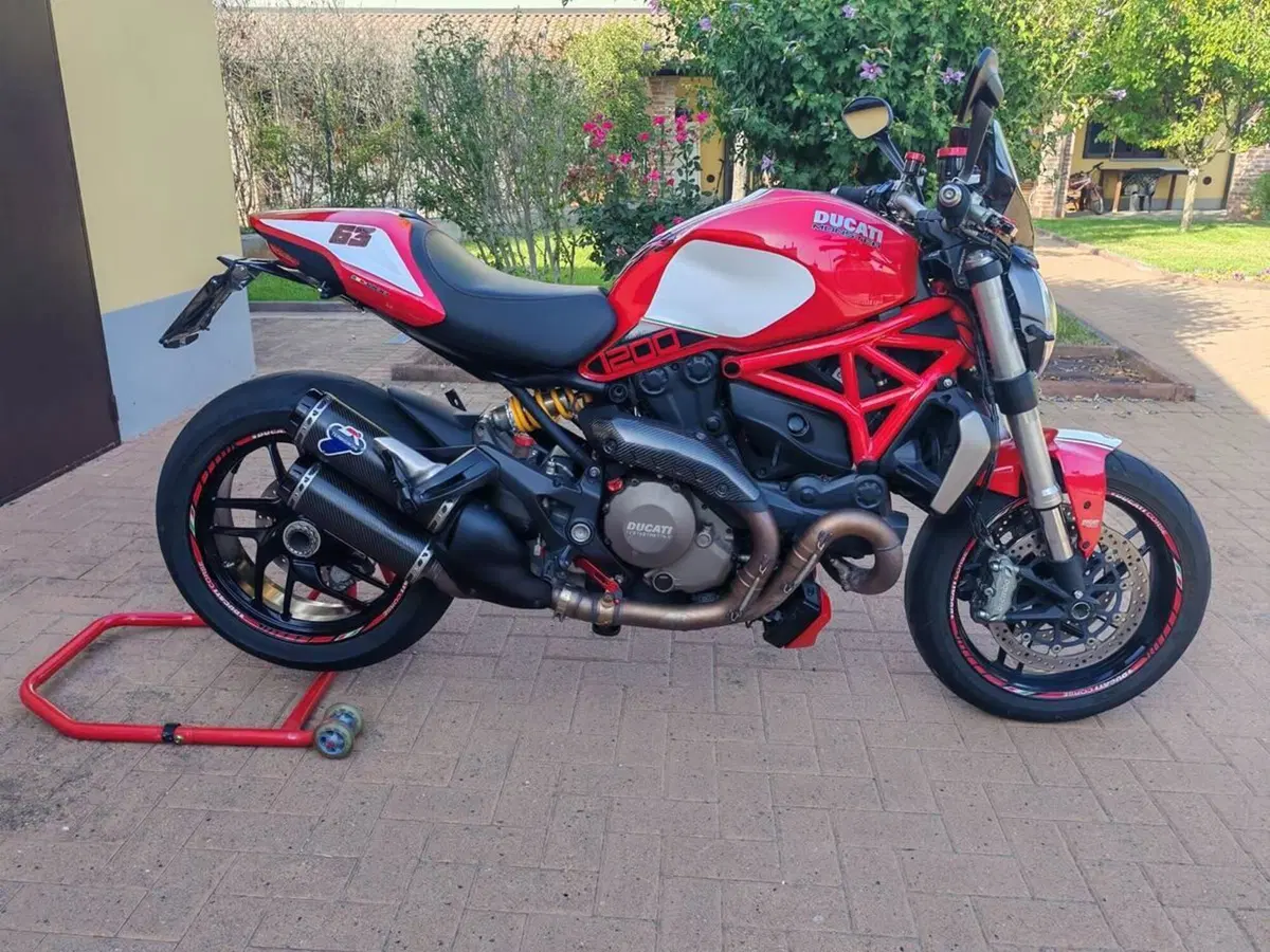 Ducati Monster 1200 (2014 - 16)