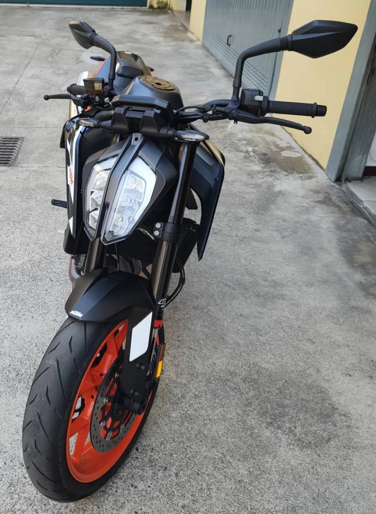 KTM 890 Duke GP (2022 - 23) (11)