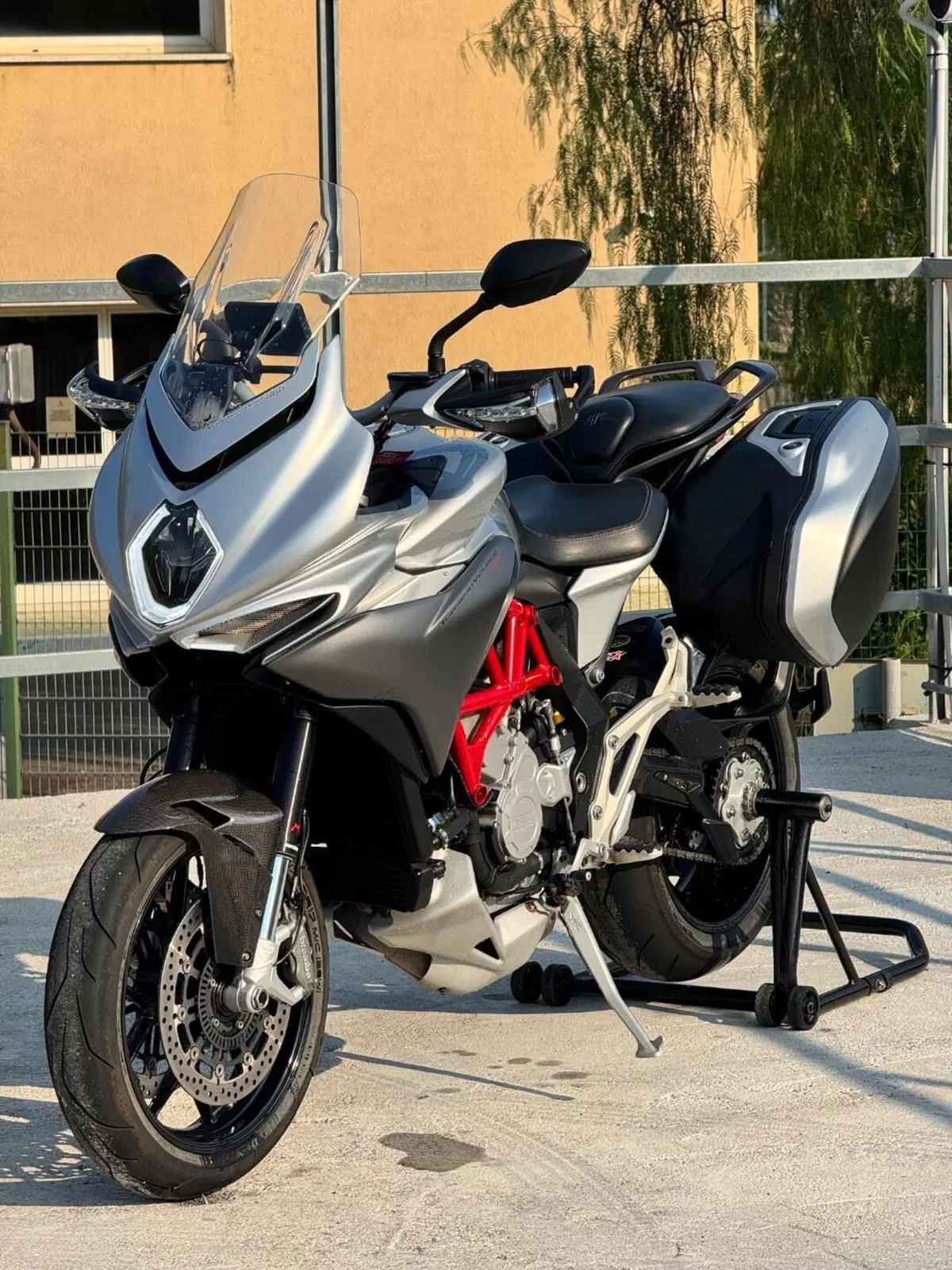 MV Agusta Turismo Veloce 800 (2014 - 16) (5)