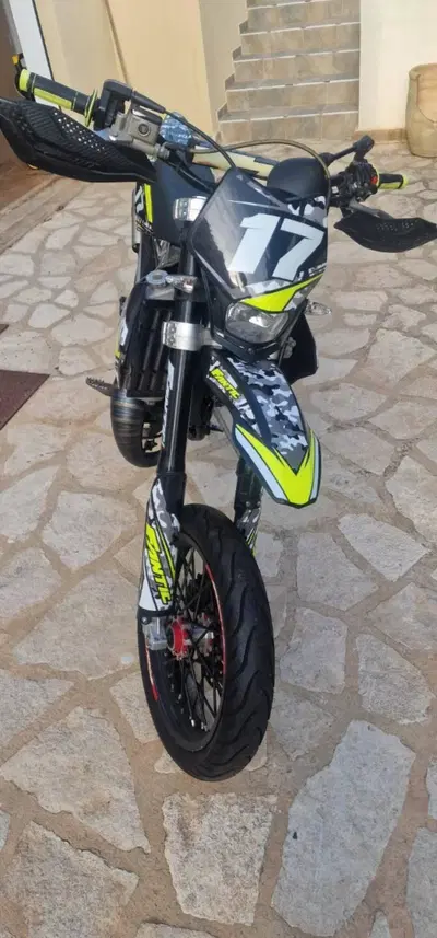 Fantic Motor Motard 50 Performance 2t (2020) usata