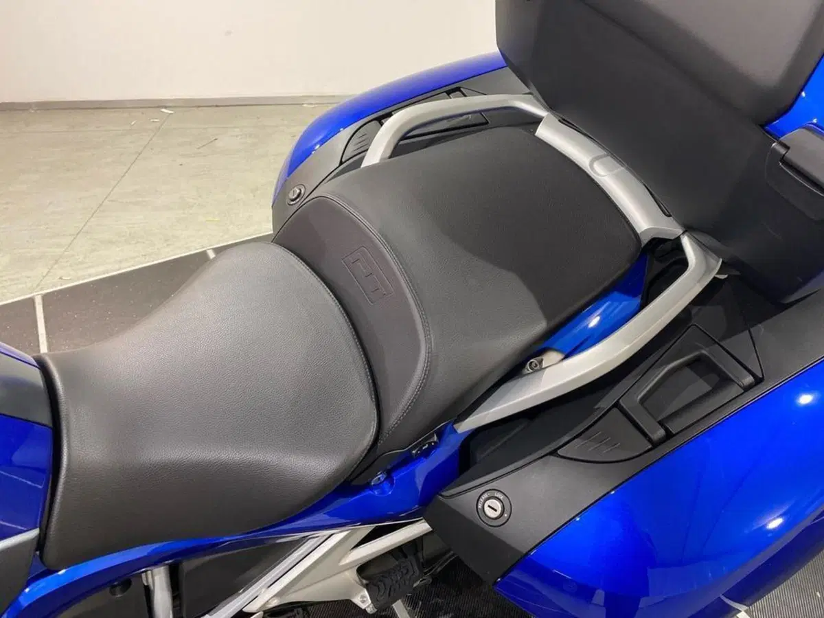 Bmw R 1250 RT (2021 - 25) (11)