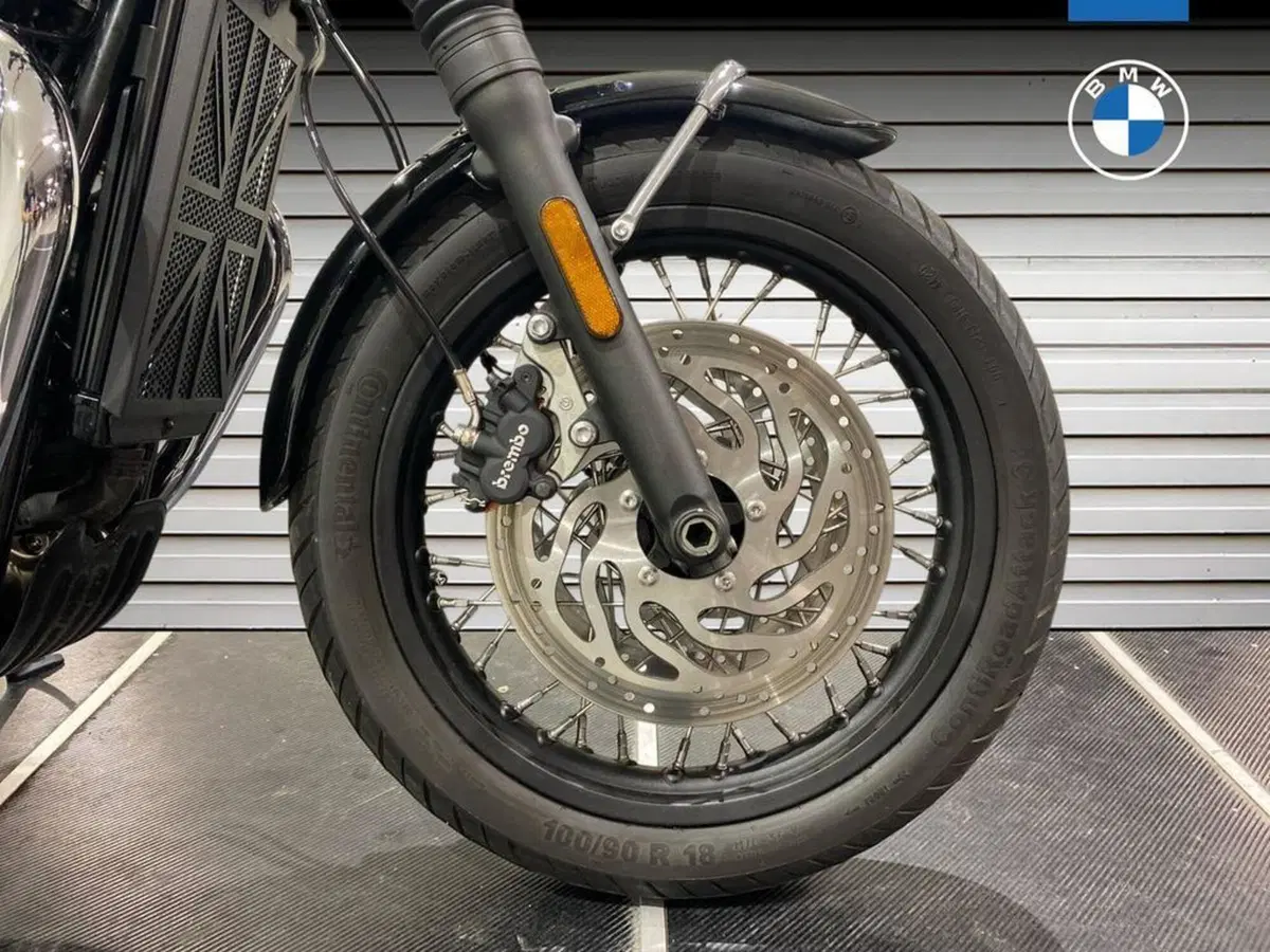 Triumph Bonneville T120 Icon Edition (2025 - 26) (14)