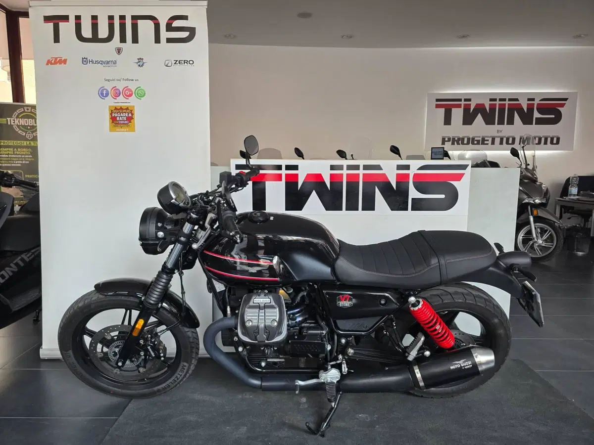 Moto Guzzi V7 Stone Special Edition (2022 - 25) (5)