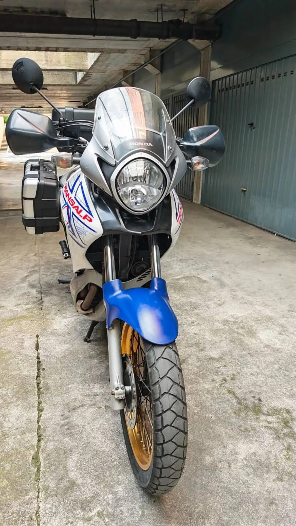 Honda Transalp XL 700 V (2007 - 2013) (4)