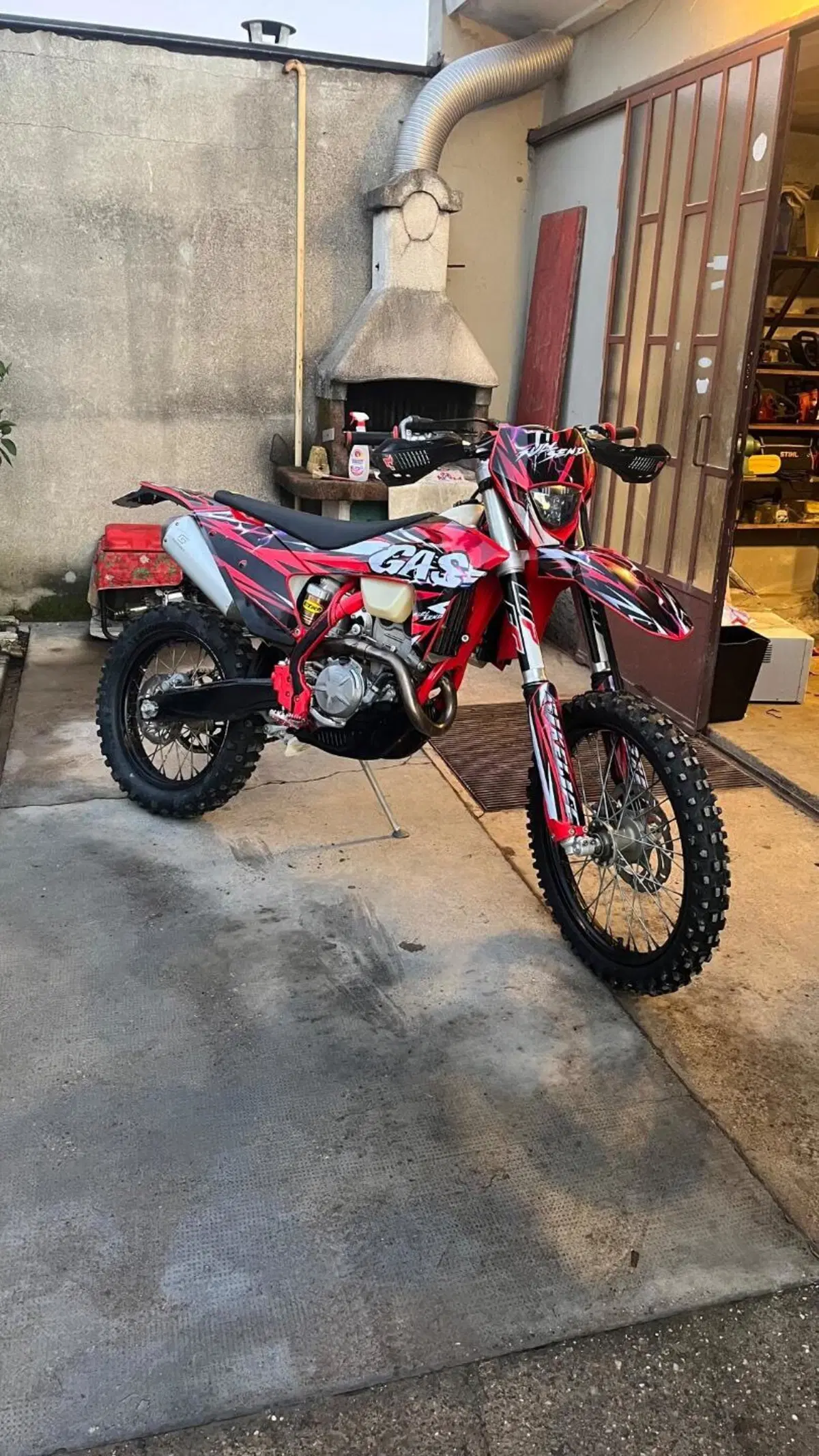 GASGAS EC 250 F (2022) (4)